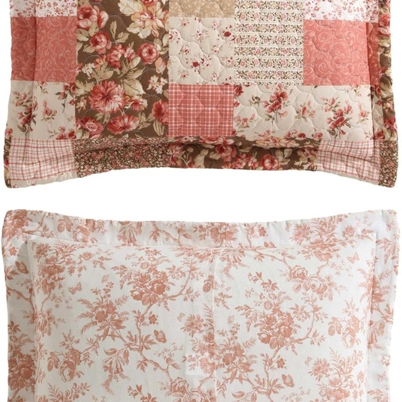 Quilt Set-Queen Size - Picture 2 of 2